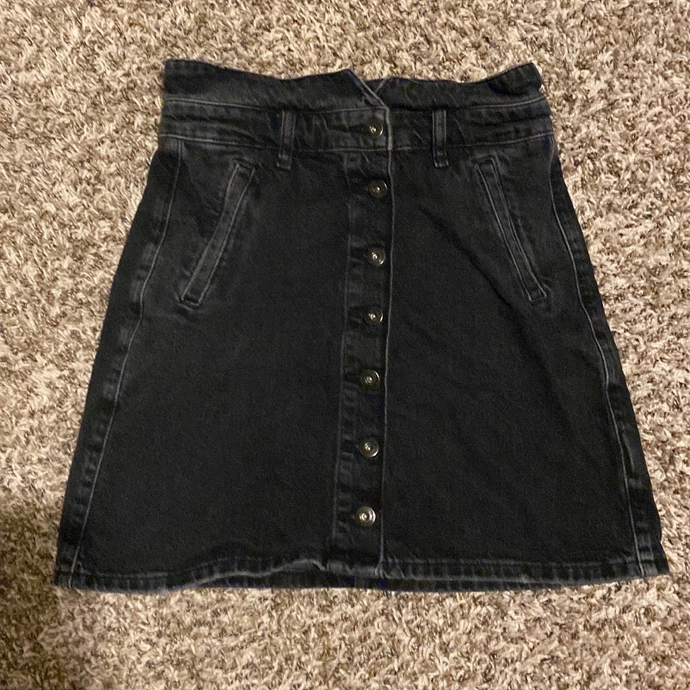 Black button up skirt, size 4